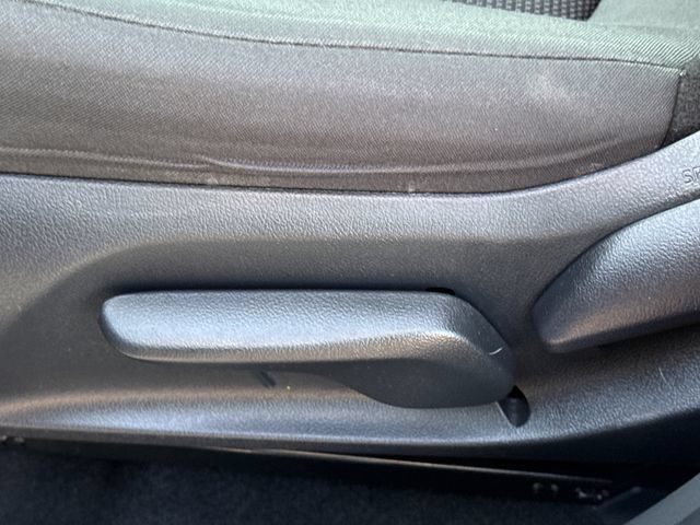 Used 2023 Toyota RAV4 LE FWD image 20
