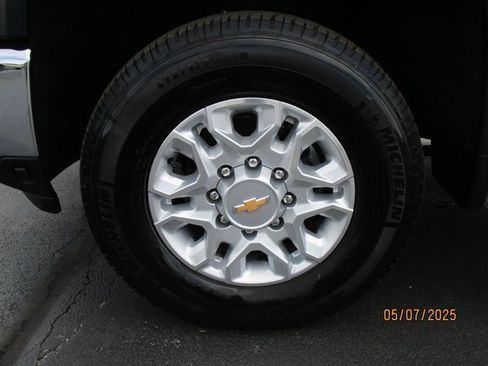 Certified 2024 Chevrolet Silverado 3500 LTZ w/ LTZ Premium Package image 2