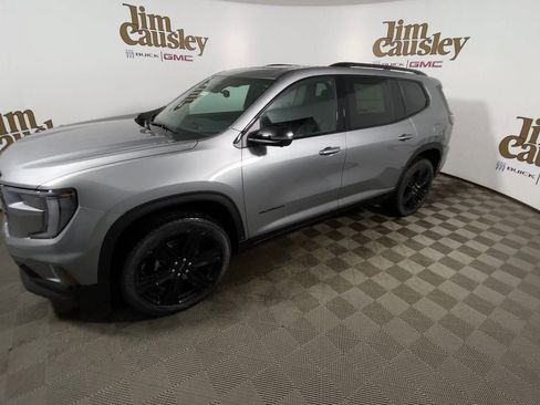 Used 2026 GMC Acadia Elevation w/ Black Edition AWD/4WD image 4