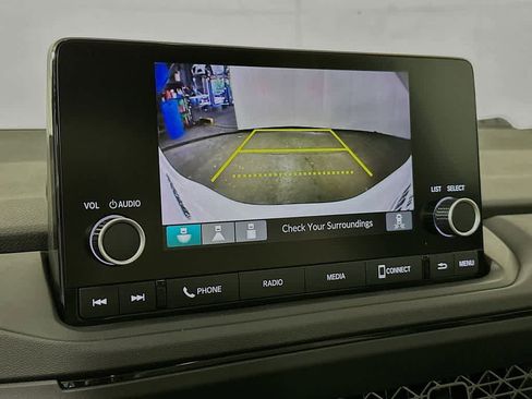 Used 2025 Honda Accord SE image 27