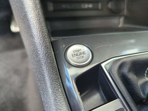 Used 2023 Volkswagen Tiguan SE R-Line FWD image 44