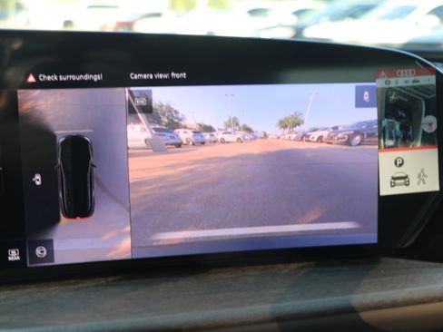 Used 2025 Audi Q5 Premium Plus image 21