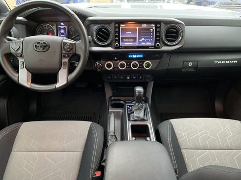 Used 2022 Toyota Tacoma SR5 image 16