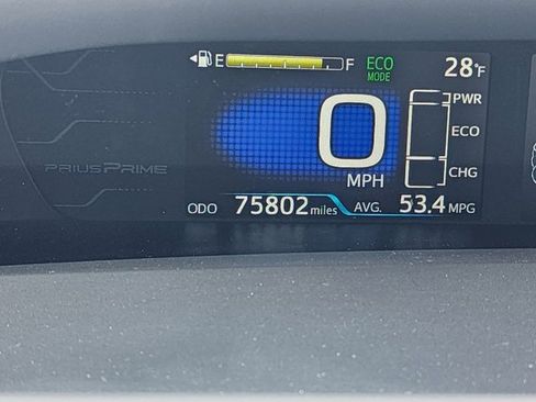 Used 2018 Toyota Prius Prime Advanced image 24