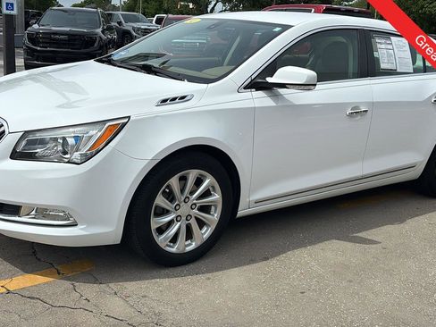 Used 2014 Buick LaCrosse Leather FWD image 3