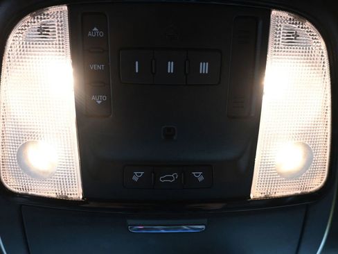 Used 2021 Dodge Durango Citadel w/ Premium Entertainment Group image 17