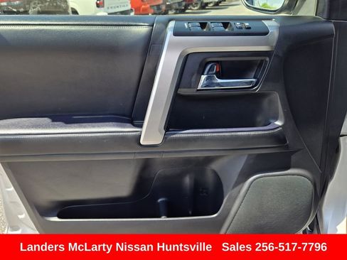 Used 2024 Toyota 4Runner SR5 AWD/4WD image 20