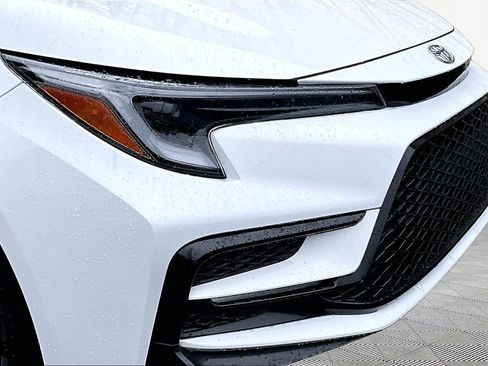 Used 2024 Toyota Corolla SE FWD image 29