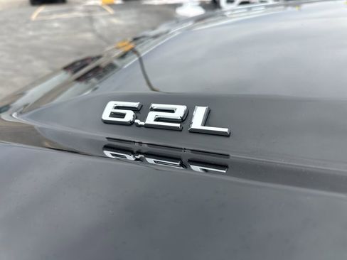 Used 2024 Chevrolet Silverado 1500 High Country image 20