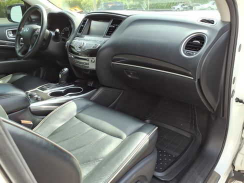Used 2019 INFINITI QX60 Luxe w/ Essential Package AWD/4WD image 10