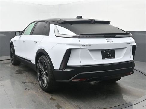 New 2026 Cadillac Lyriq Signature Sport image 4