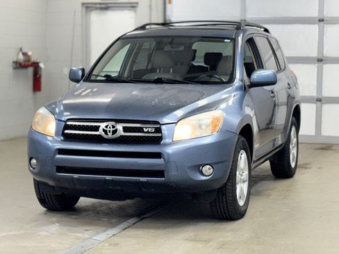 Used 2008 Toyota RAV4 Limited image 3