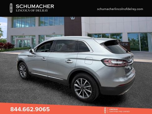 Certified 2022 Lincoln Nautilus FWD image 5