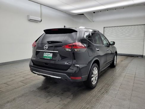 Used 2020 Nissan Rogue SV image 9