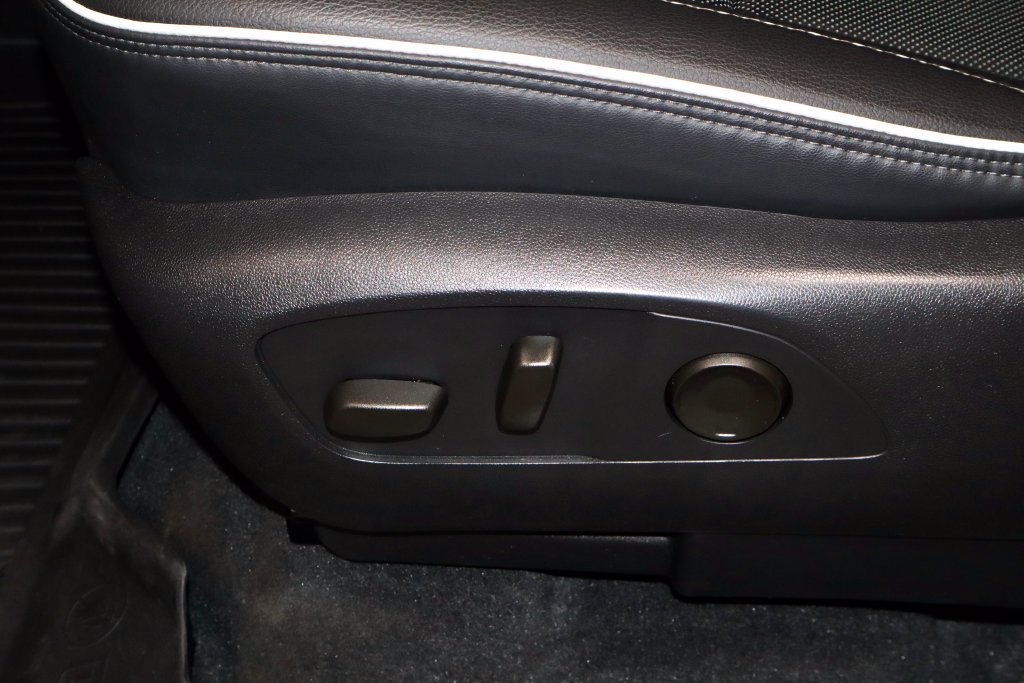 Used 2024 GMC Acadia Denali w/ LPO, Floor Liner Package FWD image 25