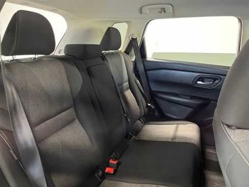 Used 2024 Nissan Rogue SV AWD/4WD image 13