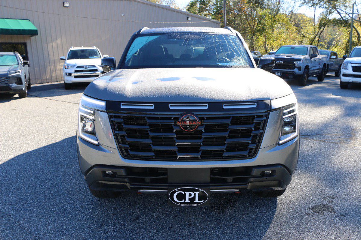 Used 2025 Nissan Armada PRO-4X w/ Pro-4X Premium Package AWD/4WD image 11