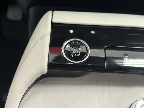 New 2026 Lincoln Navigator Reserve AWD/4WD image 19