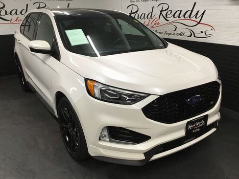 Used 2019 Ford Edge ST w/ Equipment Group 401A AWD/4WD image 2