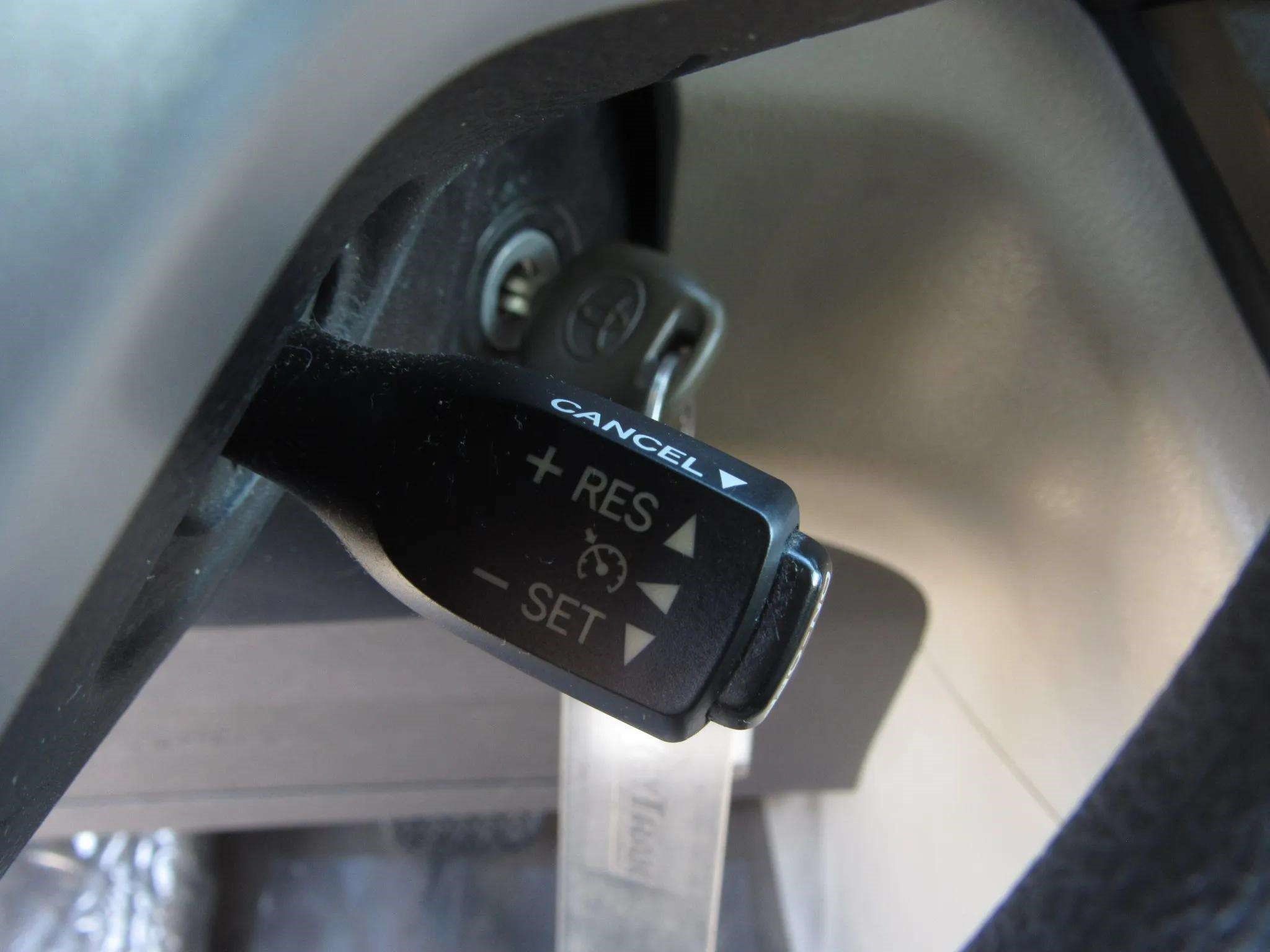 Used 2016 Toyota Sienna LE FWD image 24