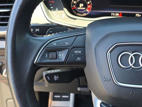 Used 2018 Audi SQ5 Premium Plus w/ Navigation Package AWD/4WD image 23