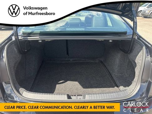 Certified 2025 Volkswagen Jetta SE FWD image 15