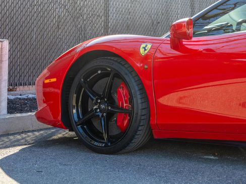 Used 2010 Ferrari 458 Italia Coupe image 16