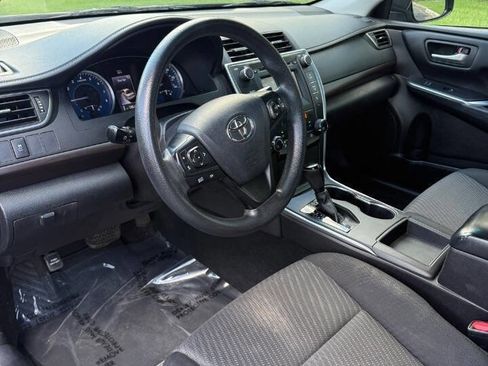 Used 2016 Toyota Camry LE FWD image 8