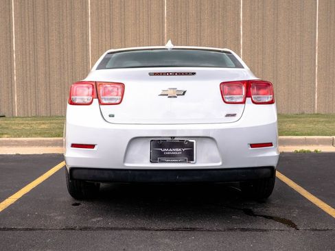 Certified 2015 Chevrolet Malibu LT w/ Power Convenience Package FWD image 8