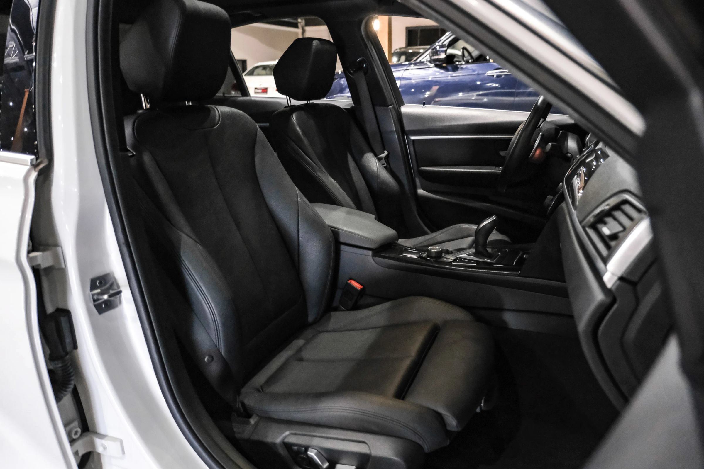 Used 2018 BMW 330i Sedan RWD image 27