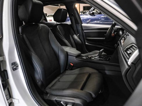Used 2018 BMW 330i Sedan RWD image 27