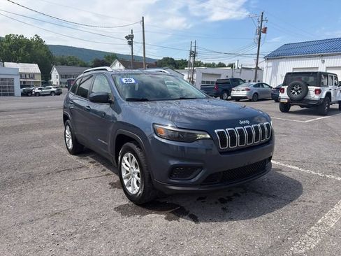 Used 2020 Jeep Cherokee Latitude AWD/4WD image 8