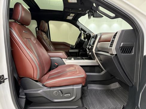 Used 2019 Ford F250 Platinum w/ Platinum Ultimate Package image 34