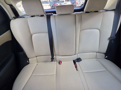 Used 2014 Lexus CT 200h FWD image 33