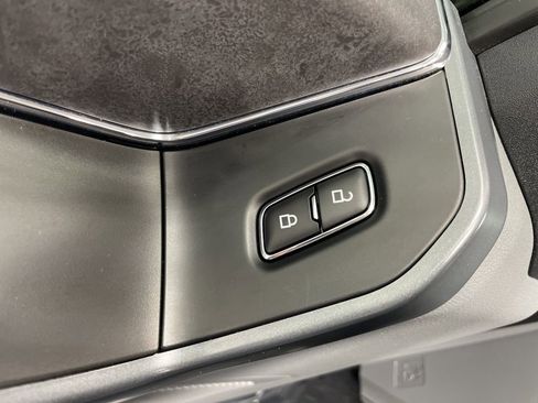 Used 2024 Ford F150 XLT w/ Tow/Haul Package image 28