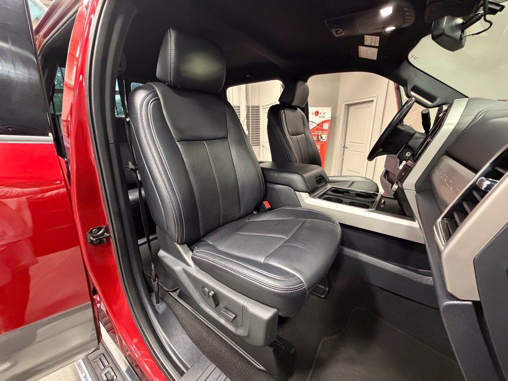 Used 2022 Ford F250 Lariat w/ Lariat Value Package AWD/4WD image 4