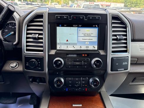 Used 2018 Ford F350 King Ranch w/ King Ranch Ultimate Package AWD/4WD image 7