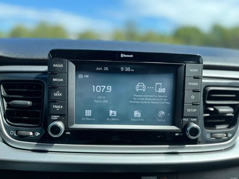 Used 2019 Kia Rio S FWD image 18
