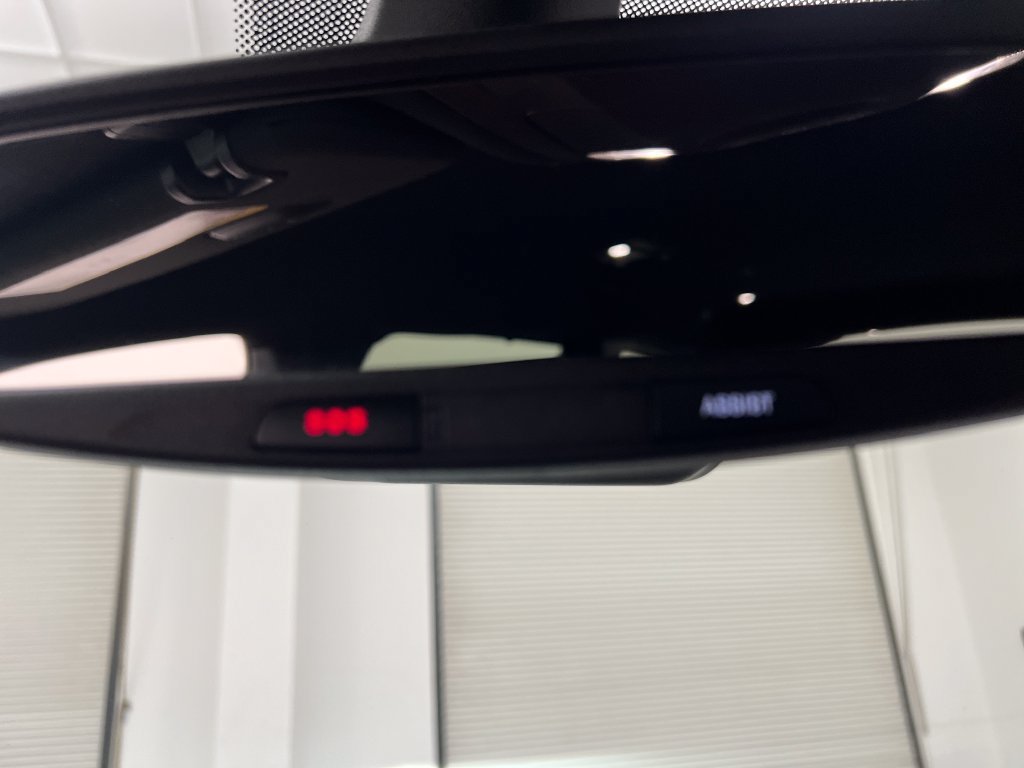Used 2025 Chrysler Pacifica Select FWD image 78