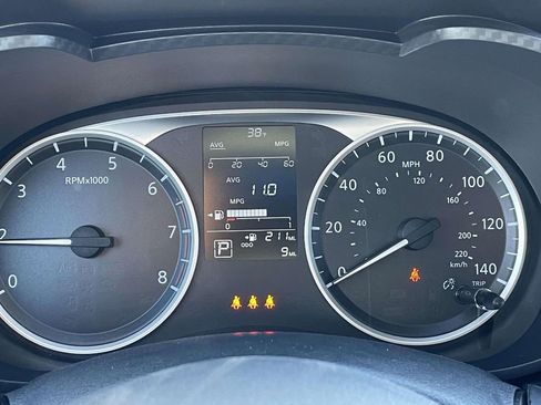 New 2025 Nissan Versa S w/ Trunk Package image 24