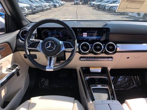 New 2026 Mercedes-Benz GLB 250 4MATIC image 17