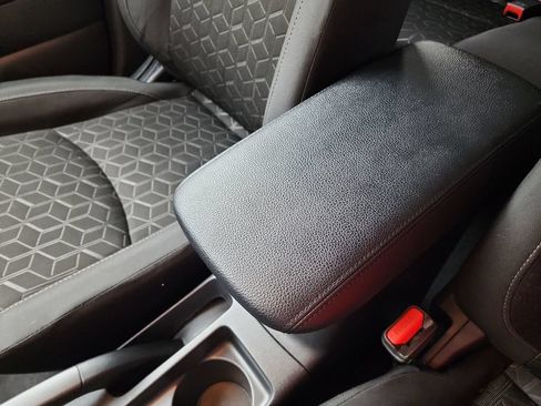 Used 2025 Mitsubishi Outlander Sport ES AWD/4WD image 33