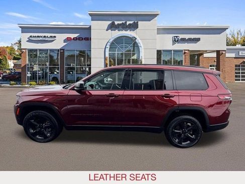 Certified 2023 Jeep Grand Cherokee L Altitude image 5