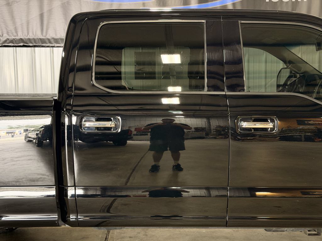 Used 2017 Ford F250 Lariat w/ Chrome Package AWD/4WD image 36