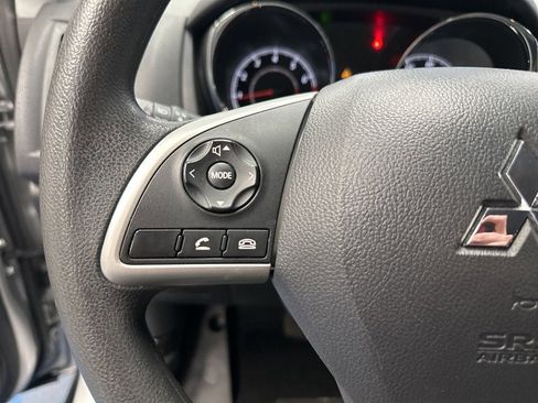 Used 2025 Mitsubishi Outlander Sport AWD image 31