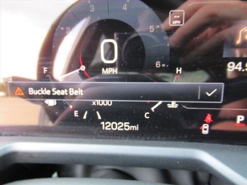 Used 2025 GMC Acadia Elevation image 26