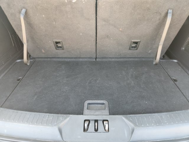 Used 2022 Ford Explorer XLT RWD image 33
