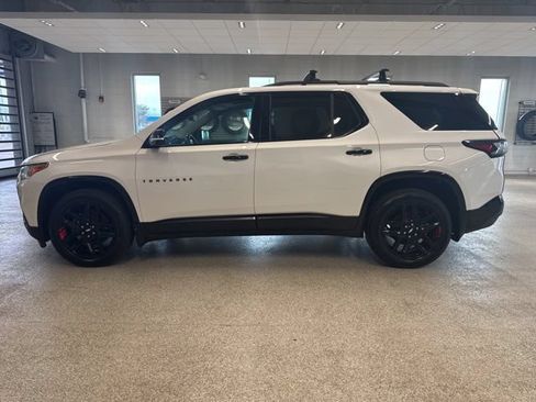 Certified 2020 Chevrolet Traverse Premier w/ Redline Edition AWD/4WD image 10