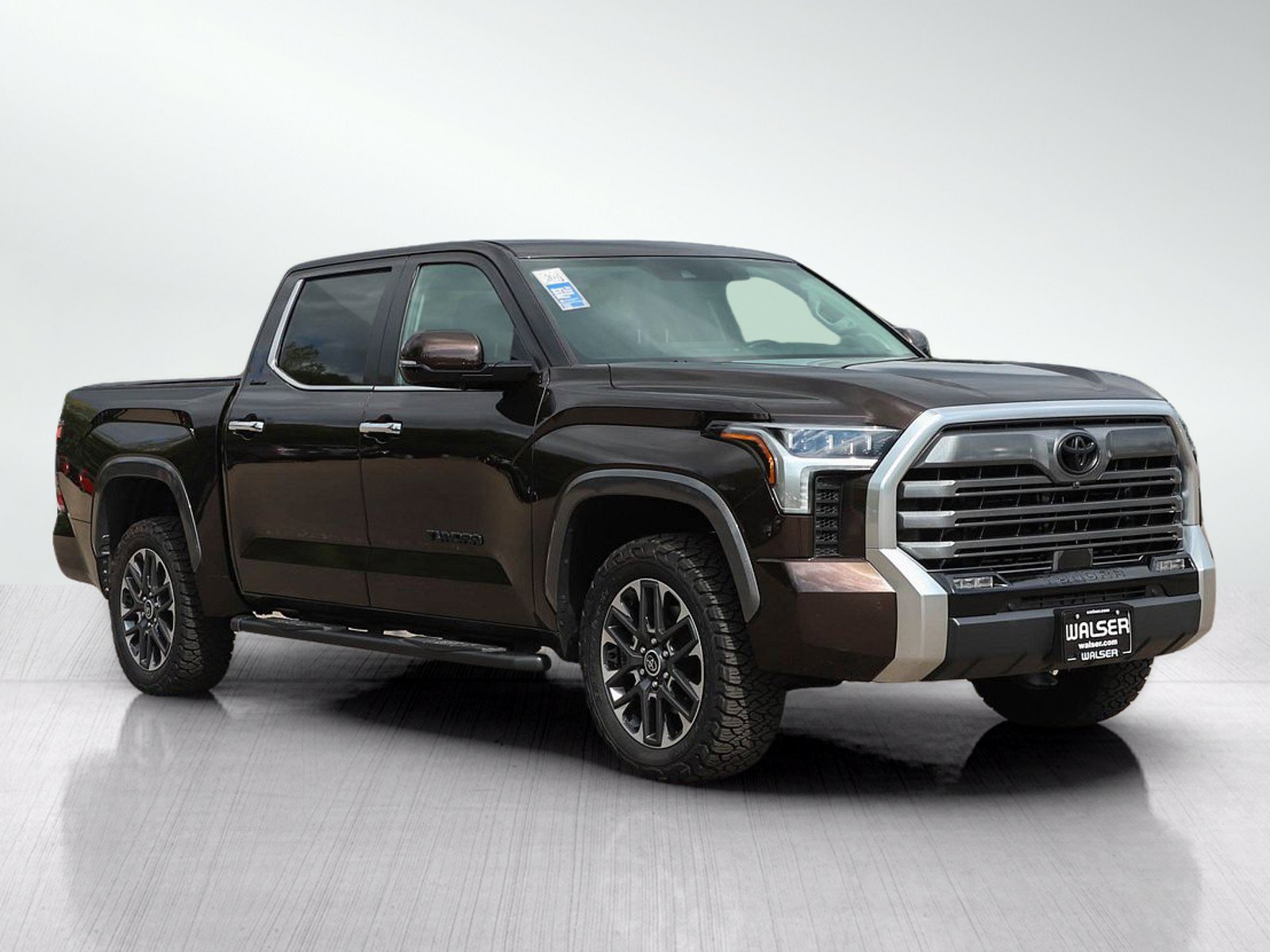 Used 2024 Toyota Tundra Limited AWD/4WD image 7