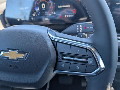 New 2026 Chevrolet Equinox LT FWD image 19